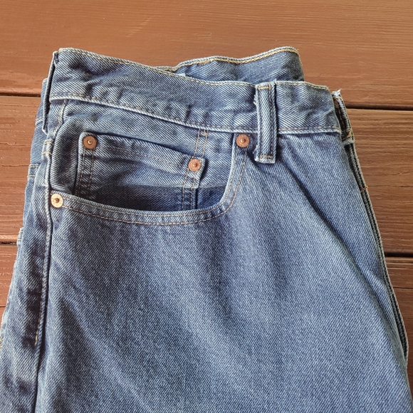 Men's Levi 550 Straight Leg Jeans - Picture 2 of 10